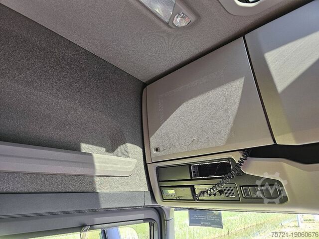 Standard SZM SCANIA S450 SKIRTS 2X TANK RETAR