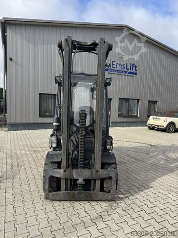 Carretilla elevadora diésel Linde H30D-01/1202