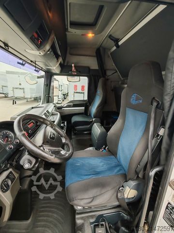 Стандартний тягач MAN TGX 18.440