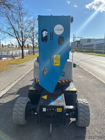 บูมแบบข้อต่อ Genie Z33/18