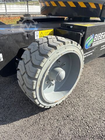 บูมแบบข้อต่อ Genie Z33/18