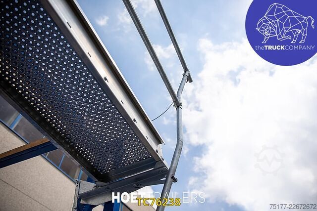 รถตักกึ่งต่ำ Hoet Trailers Concrete wall transport