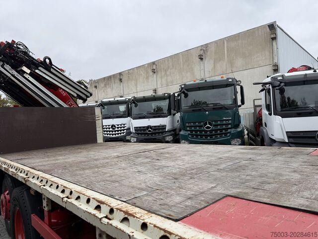 Macara montată pe camion Daf XF440 6X2 Fassi 235 mit Jib bis 24.50 Meter