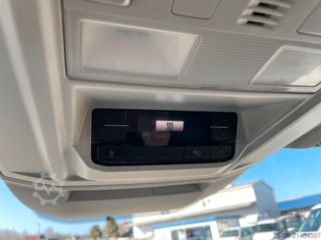 ピックアップバン MAN TGE 3.140 L3 Doka/ HA/ 7 Sitze/ Standhzg./ AHK