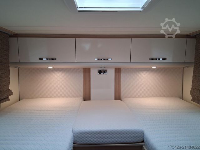 Halvintegrerad husbil BÜRSTNER Nexxo T 690G IC-Line *ohne Hubbett*