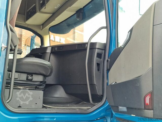 Standardni SZM Volvo FH 13.540 Globetrotter XL 6x2 - Retarder - Full...