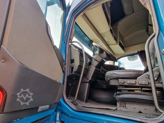 Standardni SZM Volvo FH 13.540 Globetrotter XL 6x2 - Retarder - Full...