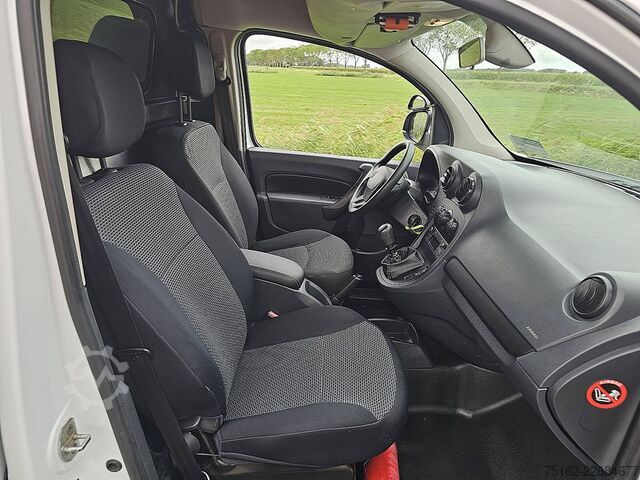 Camioneta familiar de techo alto MERCEDES-BENZ CITAN 112 benzine ac