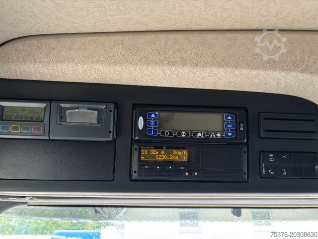 Kylbil MERCEDES-BENZ Actros 1833 Schmitz Kühlkoffer Carrier 1100U