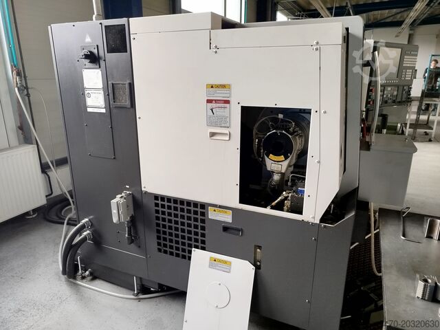 CNC Drehmaschine mit Reitstock Okuma GENOS L2000-e