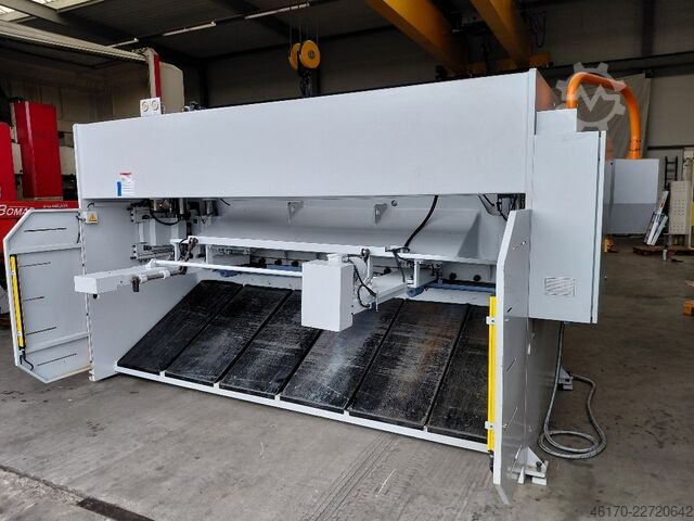 Máy cắt guillotine thuỷ lực Ermak CNC HVR 3106