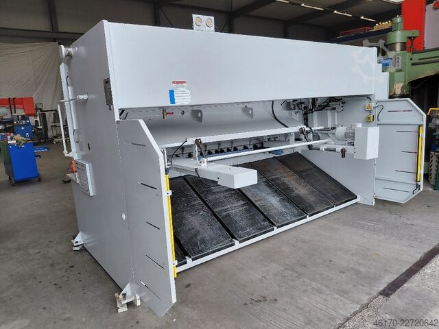 Máy cắt guillotine thuỷ lực Ermak CNC HVR 3106