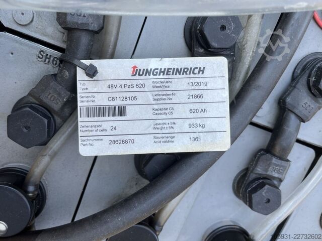 リーチトラック Jungheinrich ETV112