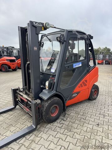 Дизельный вилочный погрузчик Linde H25D-02