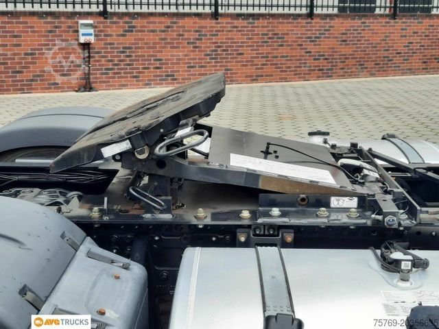 Volumen SZM MAN 18.510 TGX GX Hubsattel Retarder Standklima