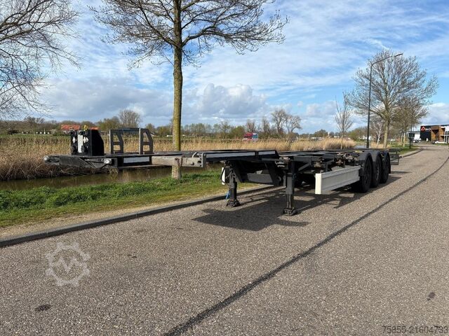 Transporte de contentores Renders 3AFCST08 Multichassis / Extendable / SAF Axles ...