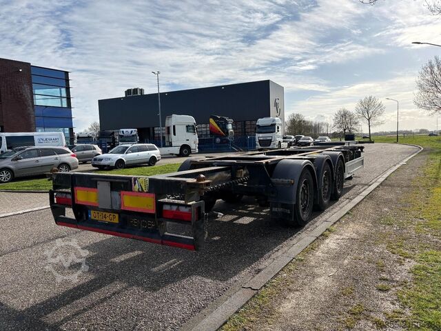 Transporte de contentores Renders 3AFCST08 Multichassis / Extendable / SAF Axles ...