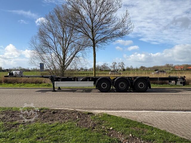 Transporte de contentores Renders 3AFCST08 Multichassis / Extendable / SAF Axles ...