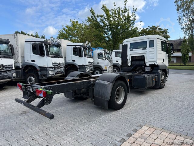 LKW-Fahrgestell MAN TGS 18.440 4X4H