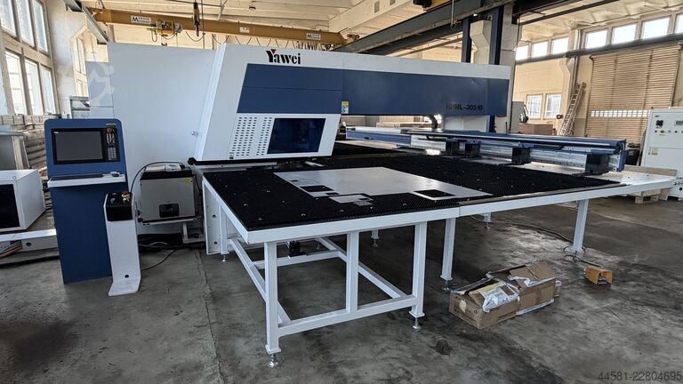 Laser-Stanz Kombimaschine YAWEI HPML30510
