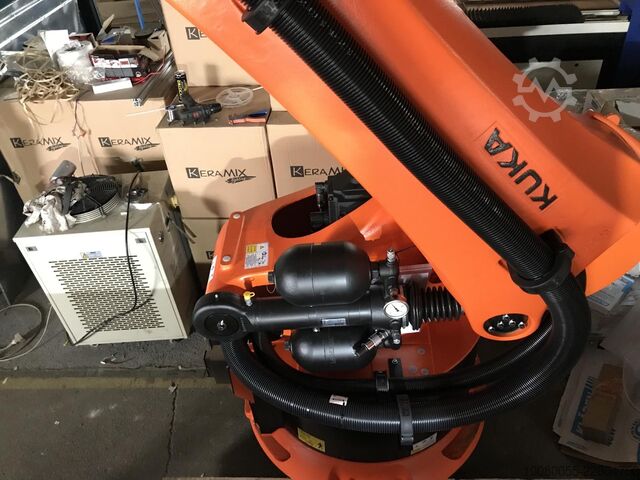 Industrial robot Kuka KUKA KR 600 R2830 / FLR industrial robot