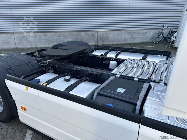 Standardni SZM Volvo FH 500 Globetrotter XL / 277 dkm / Tacho V2 / V...