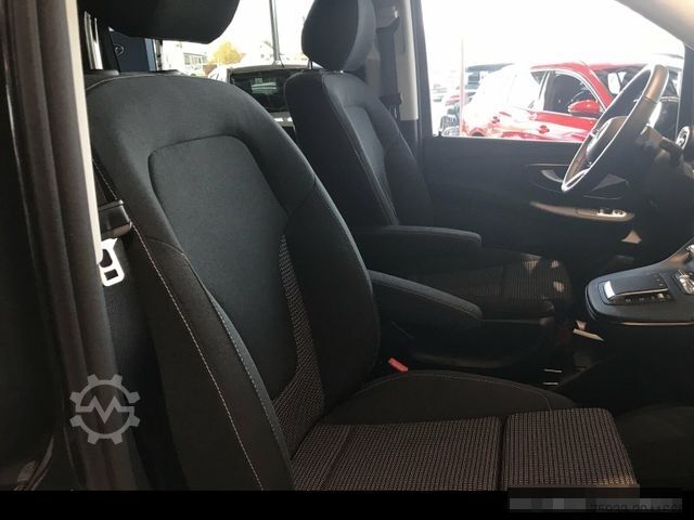 Minibus MERCEDES-BENZ V 220 d Style kompakt AHK/Standheiz./ Kamera LED