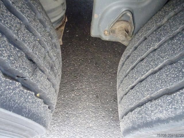 Kamion za prijevoz pića IVECO 260 S 42*kpl. Zug*2x LBW*Lift/Lenk*Ret.*38 Pal.