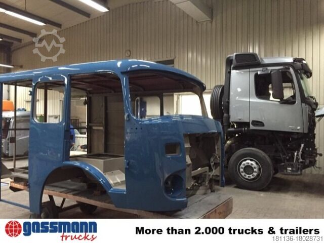 Комбе-превозник за автомобили Mercedes-Benz LP710/32, Autotransporter