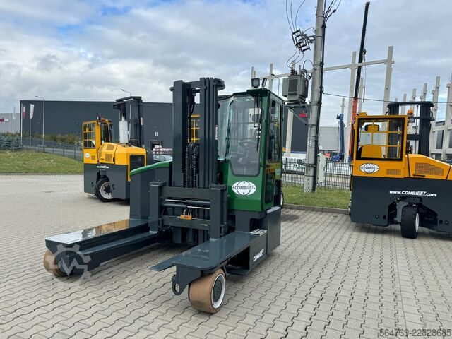 Stivuitor cu patru direcții Combilift C4500 /Triplex/Battery 2023 year