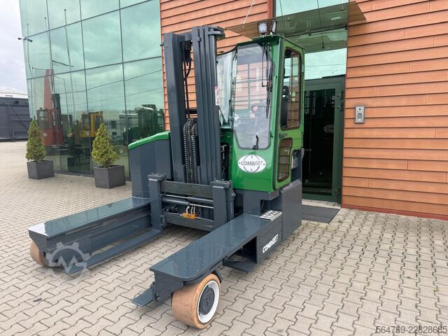 Stivuitor cu patru direcții Combilift C4500 /Triplex/Battery 2023 year
