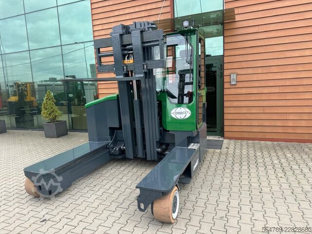 Stivuitor cu patru direcții Combilift C4500 /Triplex/Battery 2023 year