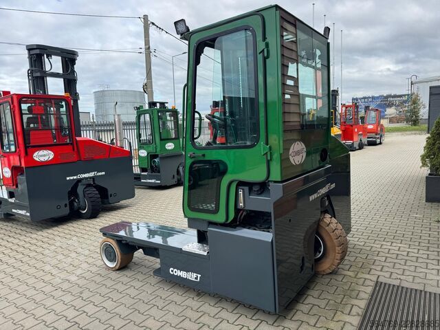 Stivuitor cu patru direcții Combilift C4500 /Triplex/Battery 2023 year