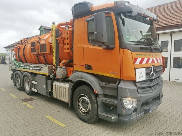 вакуумен цистерна камион Mercedes-Benz Actros 2551 L 6x2 / Domos 15