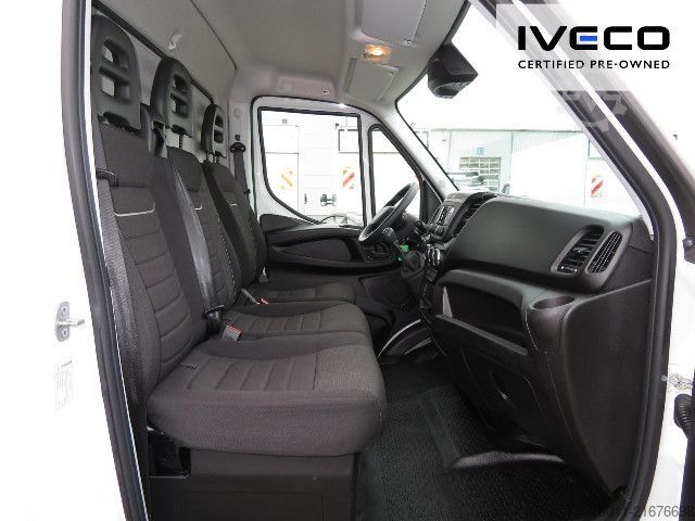 Box van IVECO Daily 35C16 Koffer/LBW Klima, Zwillingsreifen