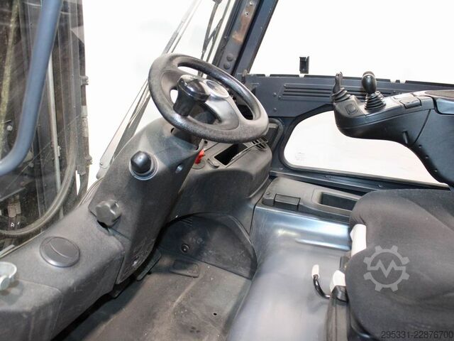 Carrello elevatore elettrico a 4 ruote Linde E 50 HL-01  388