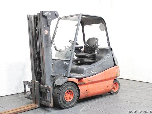 รถโฟล์คลิฟท์ไฟฟ้า 4 ล้อ Linde E 25-02  336