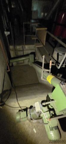 Impianto di estrazione da silo con coclea di trasporto Silo-Austragungsanlage mit Förderschneck 