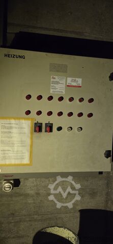 Impianto di estrazione da silo con coclea di trasporto Silo-Austragungsanlage mit Förderschneck 