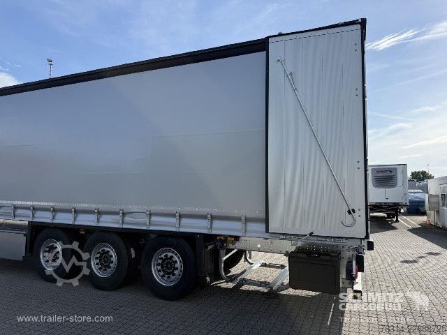 Odprta polprikolica s ponjavo Schmitz Cargobull Curtainsider Standard Getränke
