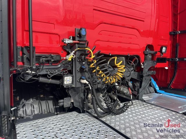 Vakio vetoauto Scania R 420 A4x2NA RETARDER PARK AIRCO VECTO 3