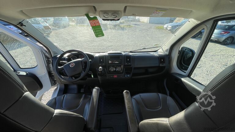 קראוון/קמפר Fiat Weinsberg Carabus 600 K | 4 Posti Letto | Completamente Attrezzato