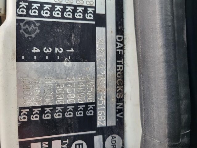 Estándar-SZM DAF XF 105.460 (2012 / FULL SPOILERS + SIDESKIRTS /...
