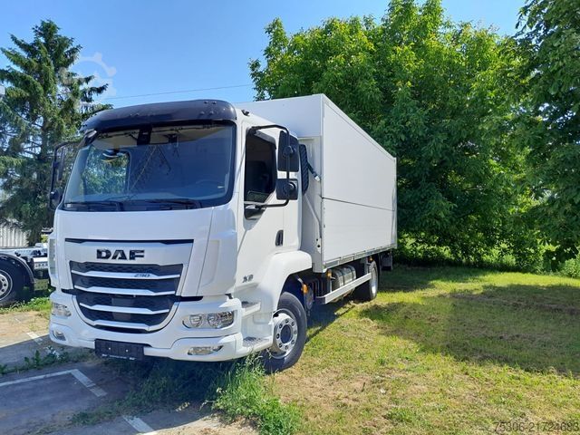 LKW mit Getränkeaufbau DAF FA XB 290 16t Swing-Board-Aufbau