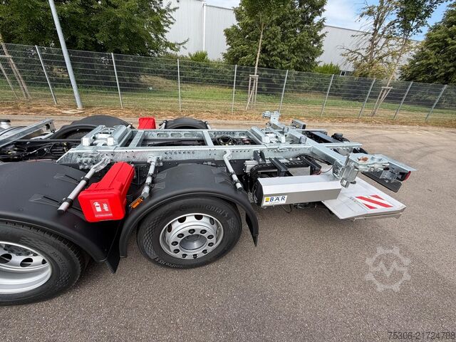 Camión con caja móvil DAF FAN XG 480 Multiwechsler 1120-1320 Ladebordwand