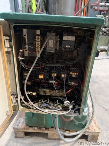 מכונת קידוח רדיאלית BERGONZI UT 25