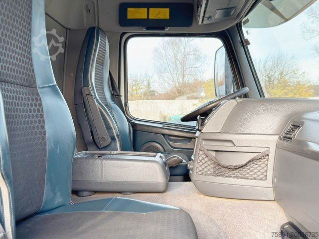 Truck mounted crane VOLVO FMX 460 Kipper 6,40m + PALFINGER PK 18002 EH D