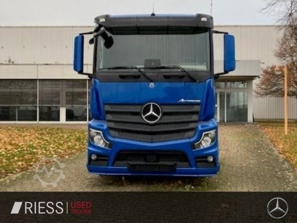 Flatbed truck MERCEDES-BENZ Actros 2551 L 6x2 ACC AHK AUT DynLicht LM Navi