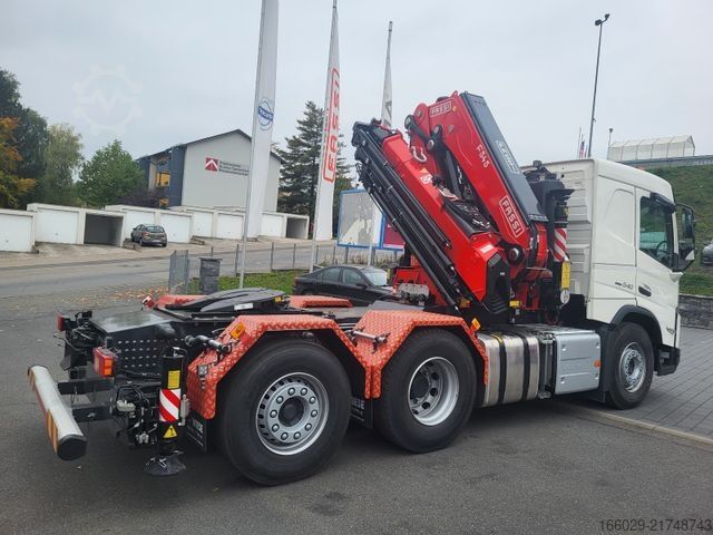 Грузовой автомобиль большой грузоподъёмности VOLVO FMX 540 6x2 mit Kran Fassi F545.2.28