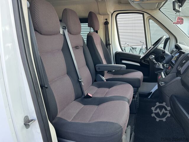 Peugeot Boxer 330 2.2 HDI L1H1 Premium / 204 dkm / 9 Se...